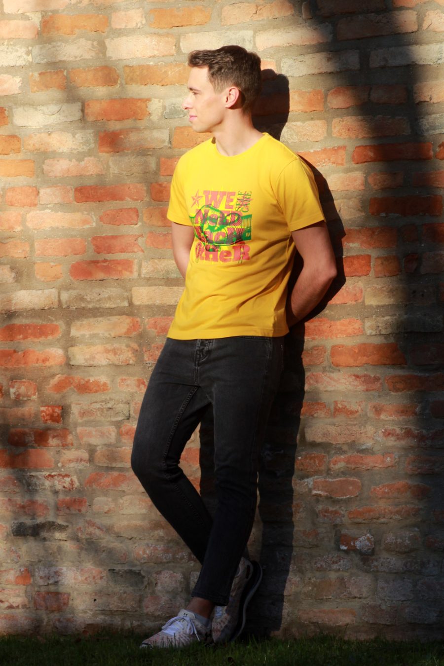 T-shirt We Need Each Other Unisex - Image 3