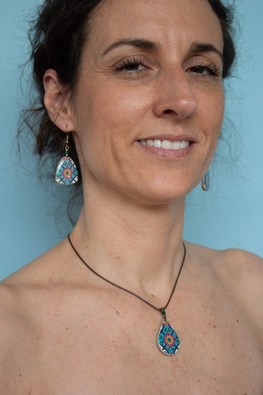 Collana con ciondolo goccia Mana