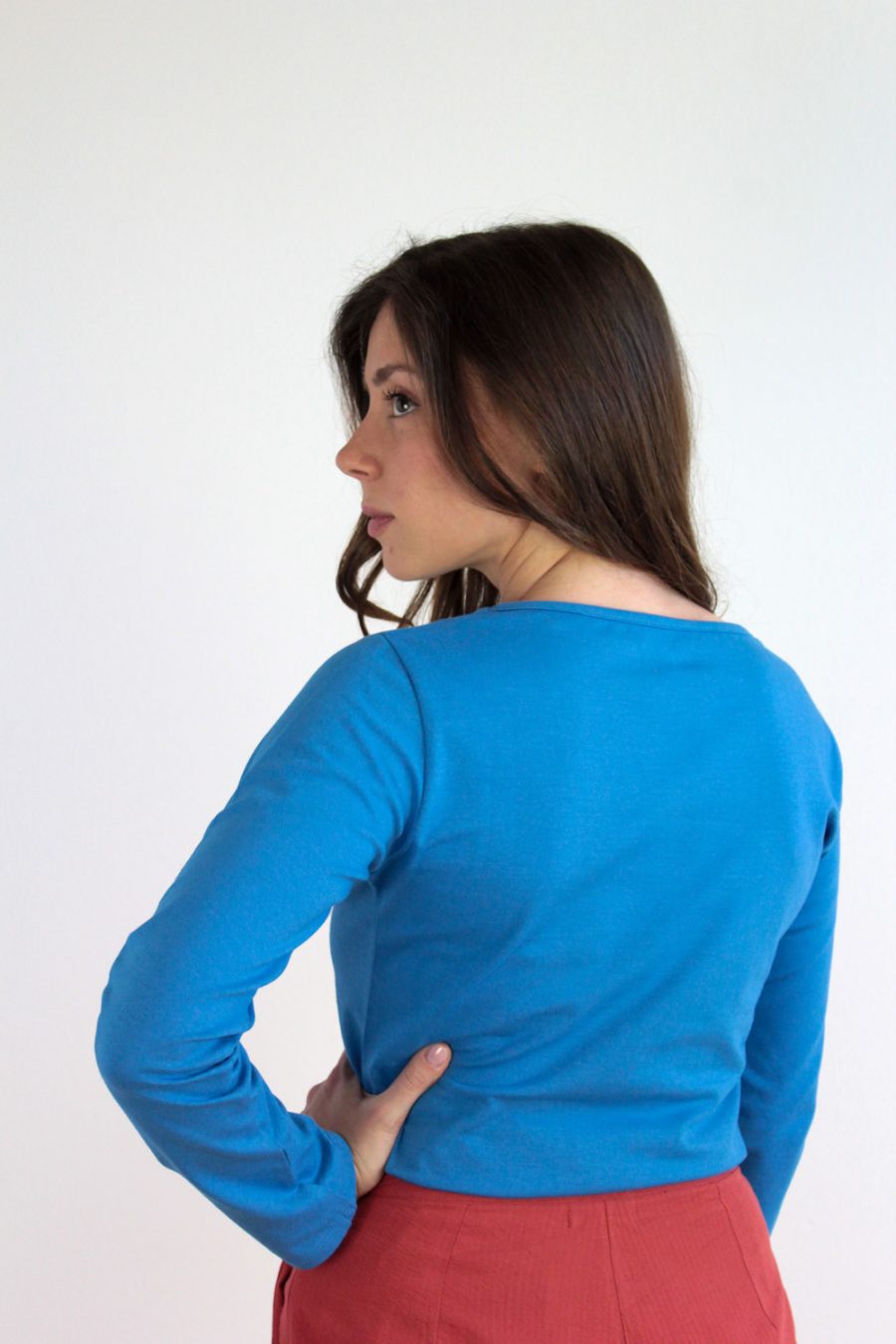 T-shirt Bateau in jersey di cotone biologico stretch - immagine 2