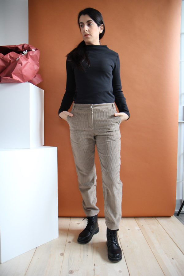 Pantalone Erica in velluto di cotone a coste larghe