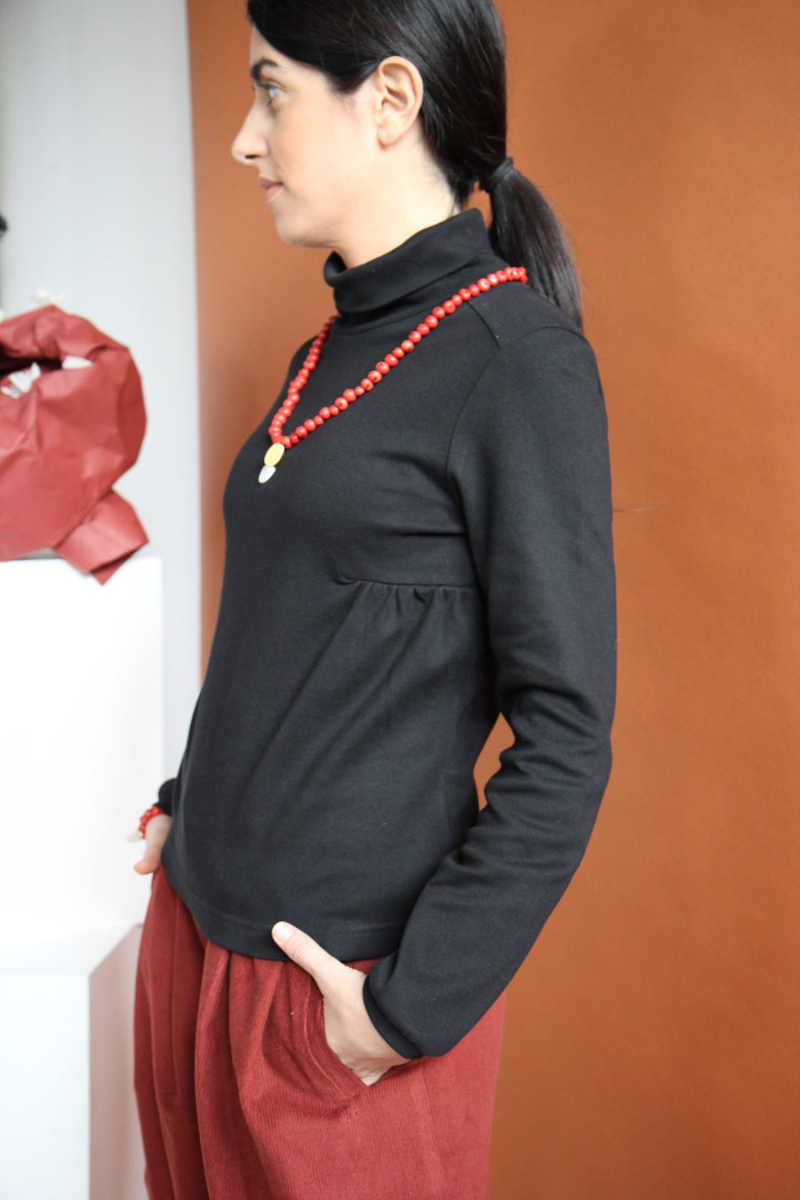 T-shirt lupetto a manica lunga Amelia in cotone interlock biologico - immagine 2