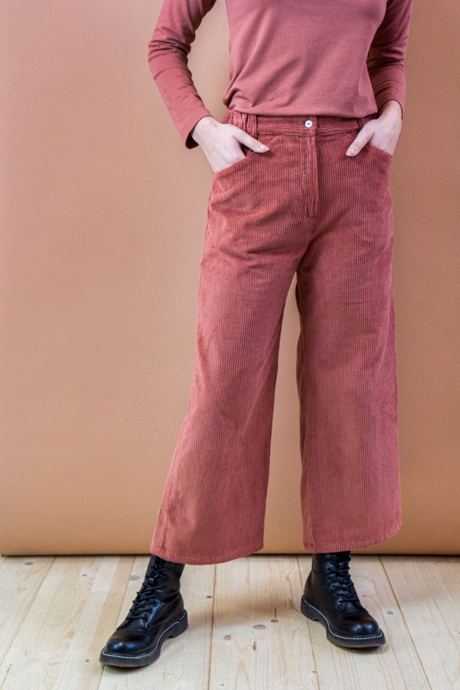 Pantalone Vite in velluto di cotone a coste larghe