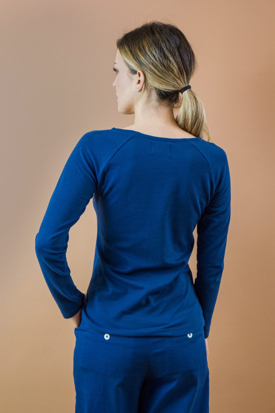 T-shirt a manica lunga Aneto in jersey di cotone biologico stretch - immagine 4