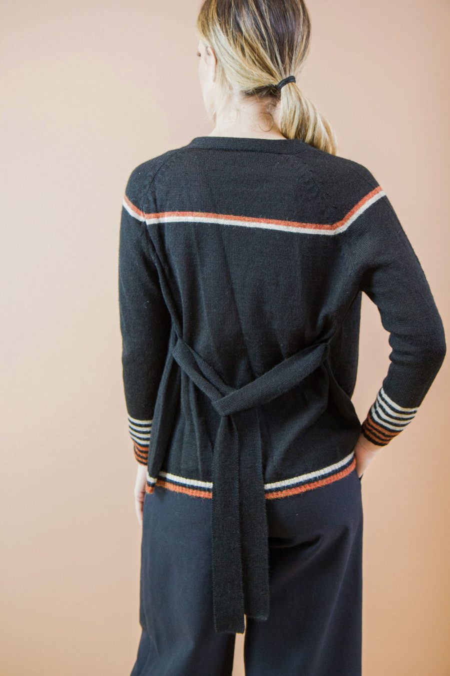 Cardigan Liquirizia in alpaca motivo a righe - immagine 3