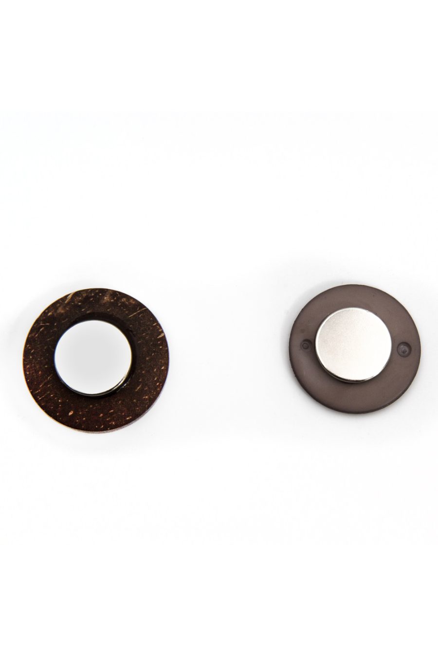 Bottone magnetico in cocco smaltato grigio - immagine 3