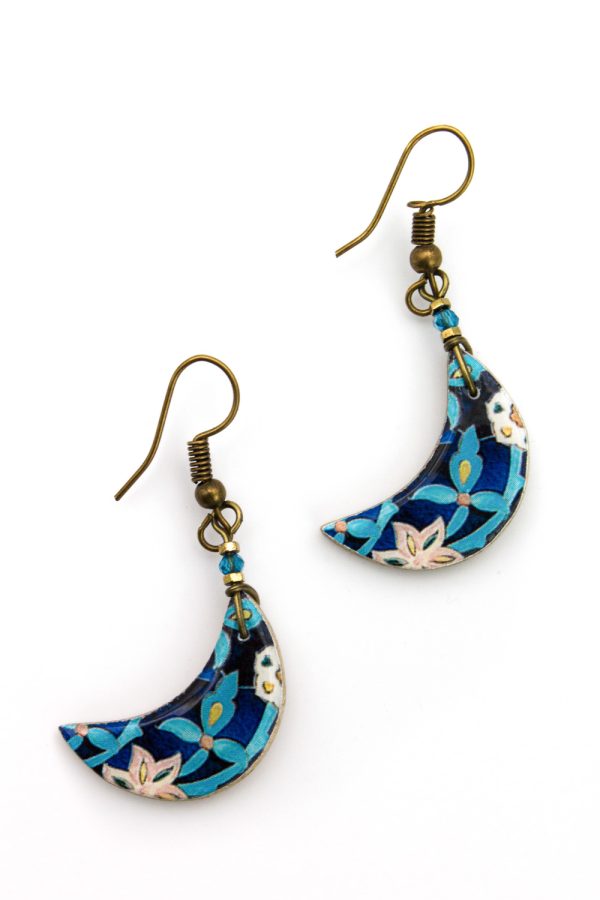 Orecchini pendenti mezza luna in ceramica decorata Shirin