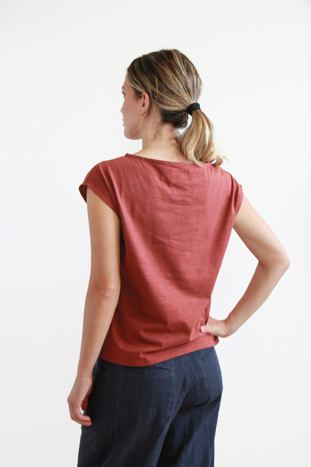 T-shirt Alessia in jersey di cotone biologico - immagine 2