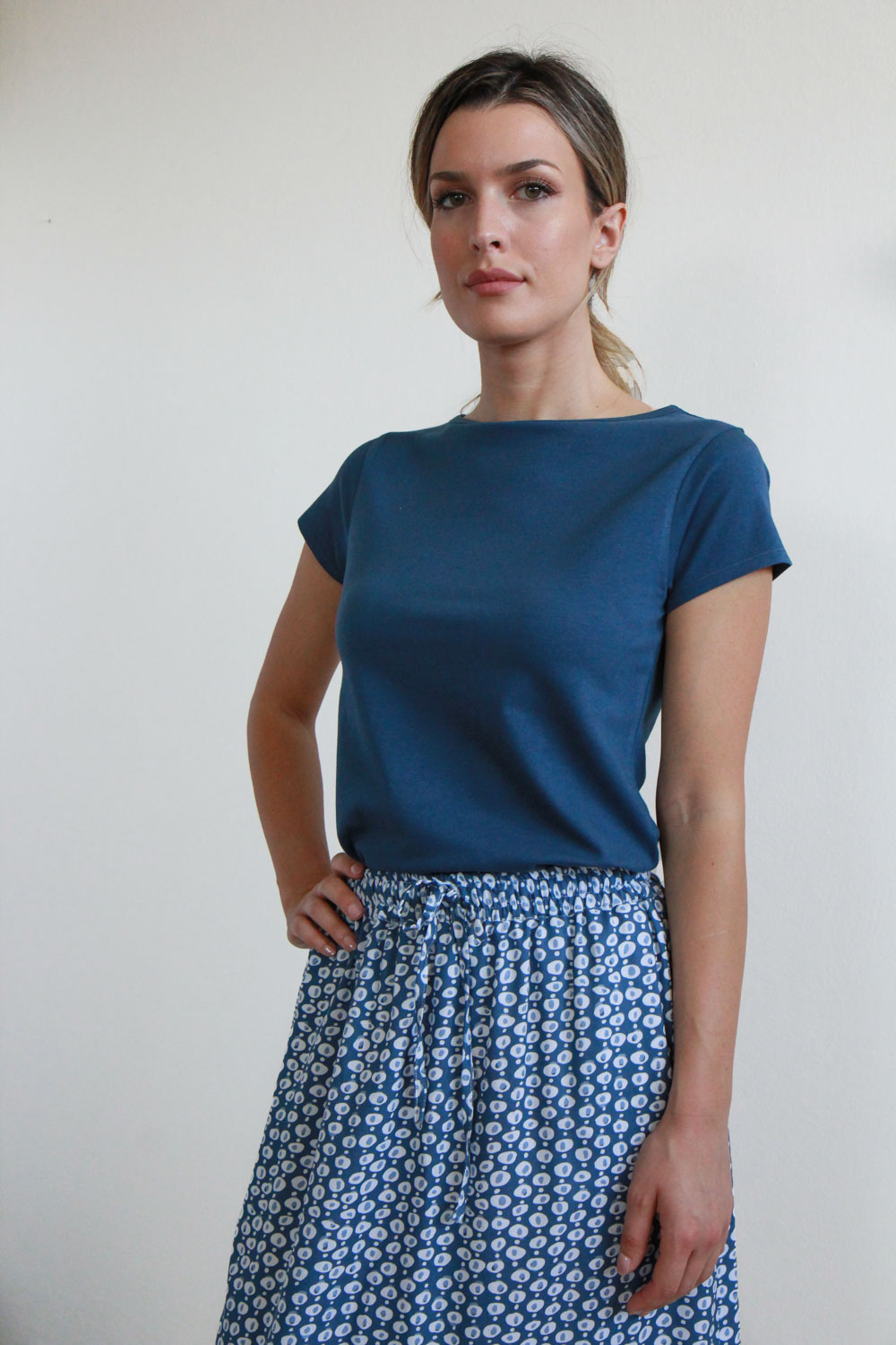 T-shirt Tea in jersey di cotone biologico stretch - immagine 2