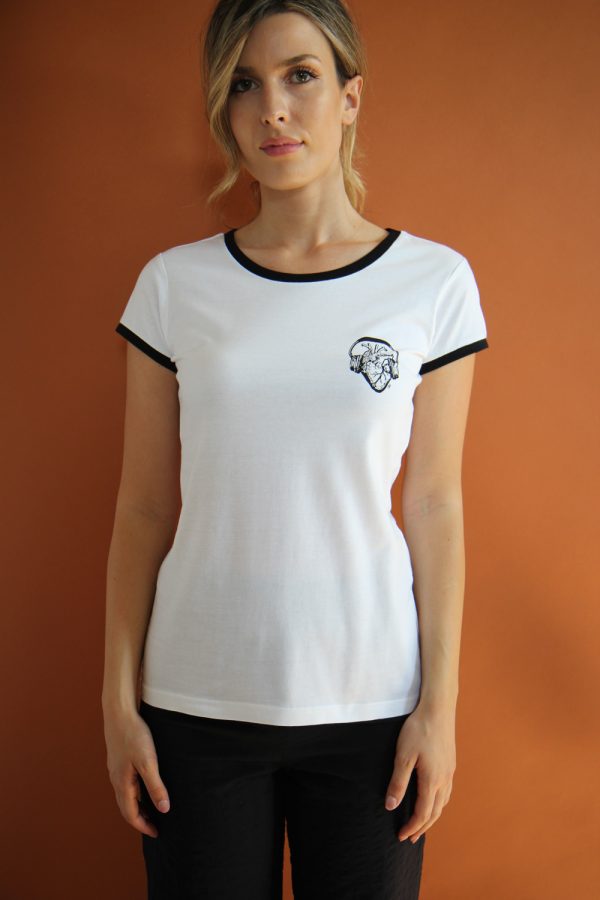 T-shirt donna  stampa "Ascolta il tuo cuore"