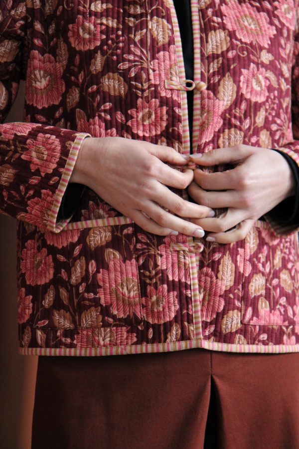 Giacca trapuntata in cotone con bottoni, block print Camelia