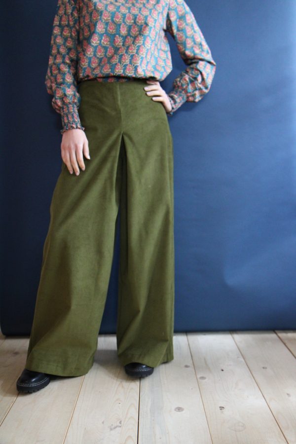 Pantalone Neve velluto di cotone a coste fini verde oliva