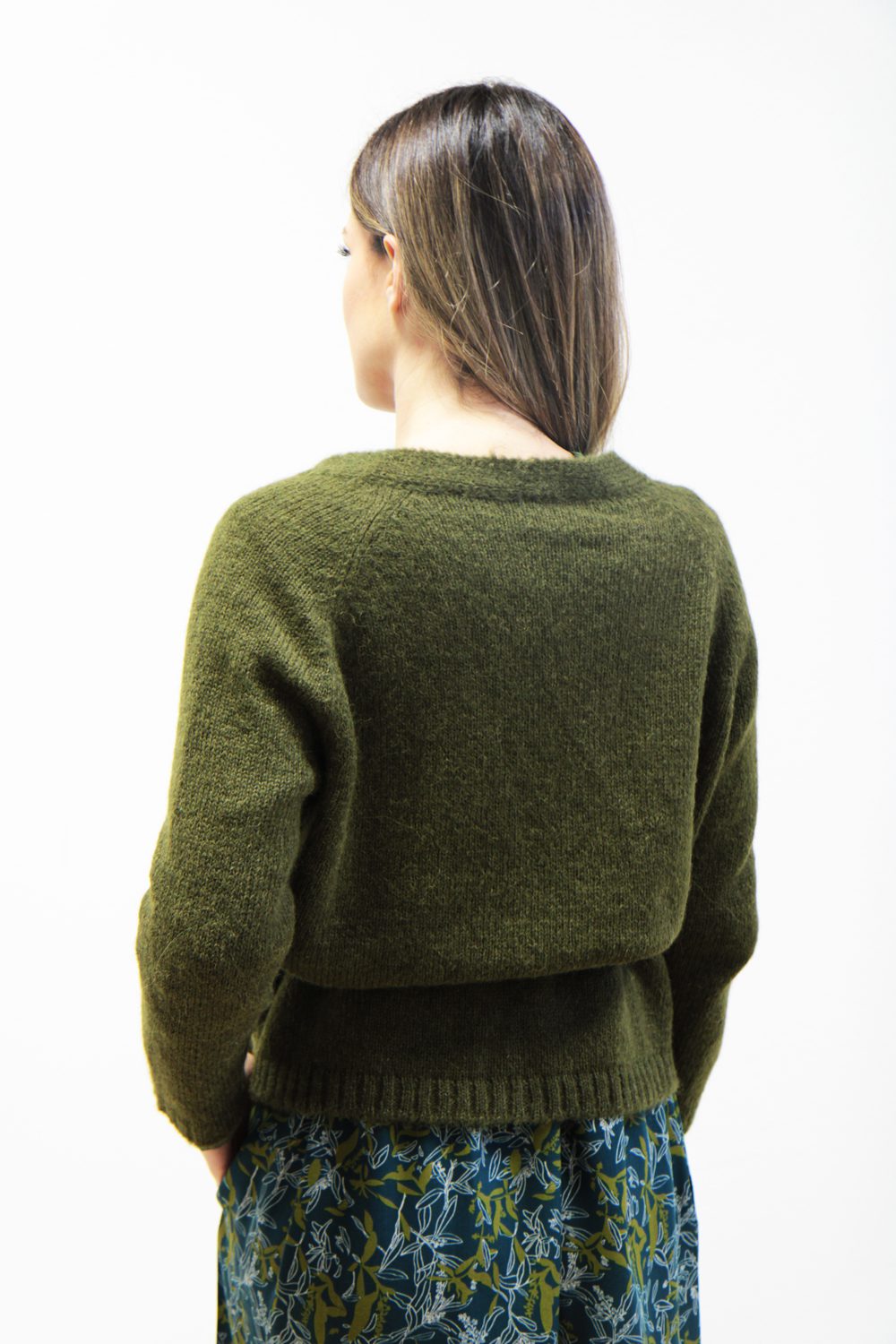 Cardigan Liquirizia alpaca superfine verde oliva - immagine 3